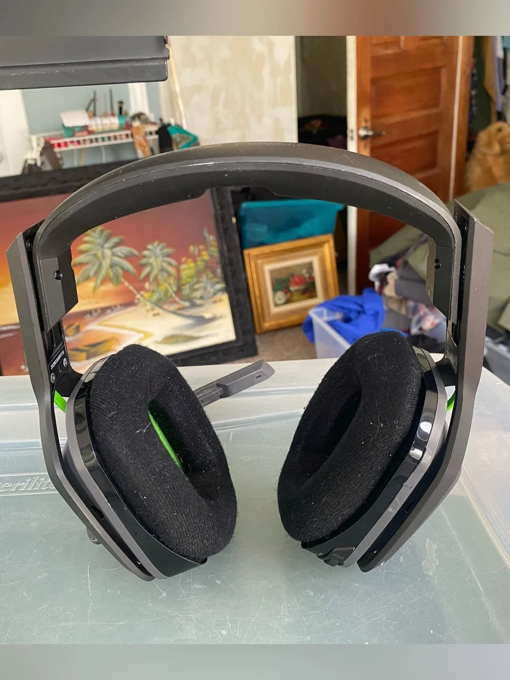 ASTRO Gaming A20 Wireless Headset 15-Hours Battery Average Black/Green Xbox PC